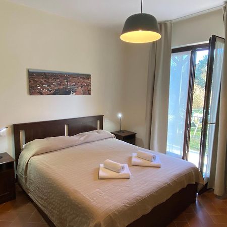 Apartament Residenza Cipressi E Olivi Werona Zewnętrze zdjęcie