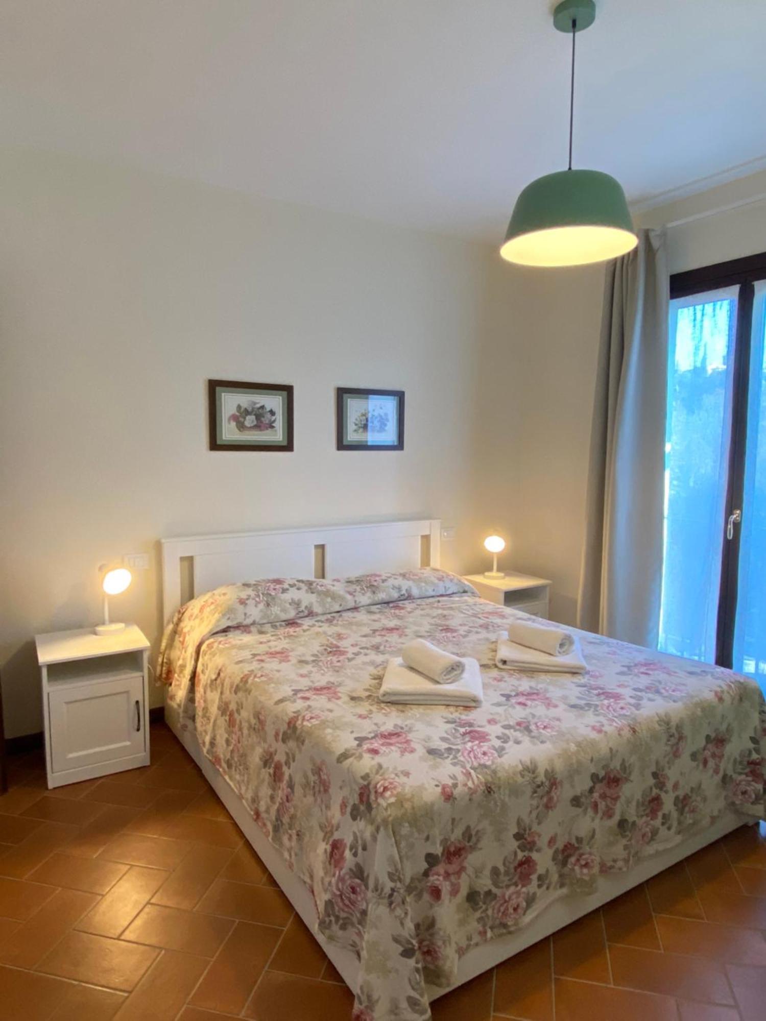 Apartament Residenza Cipressi E Olivi Werona Zewnętrze zdjęcie