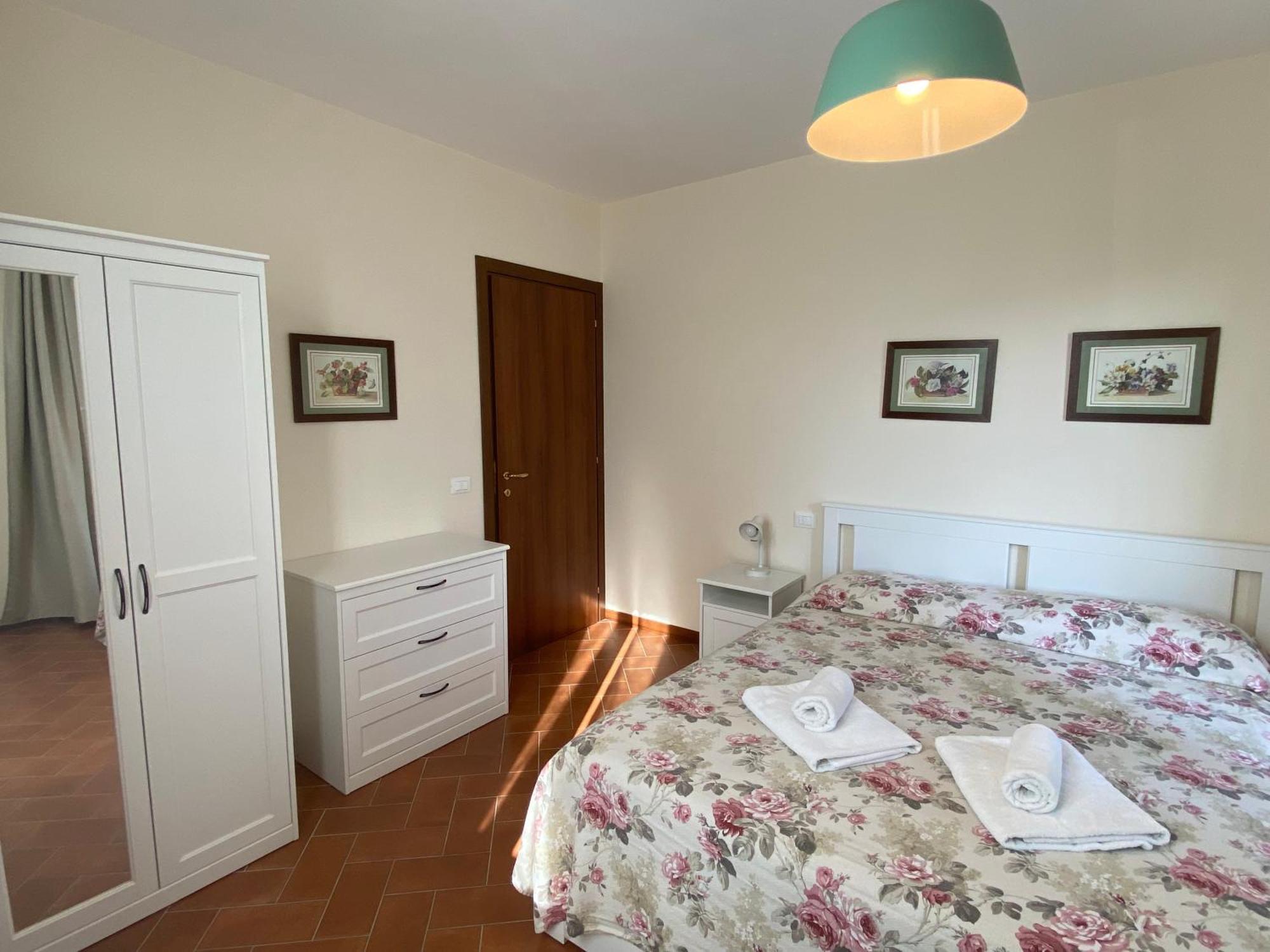 Apartament Residenza Cipressi E Olivi Werona Zewnętrze zdjęcie