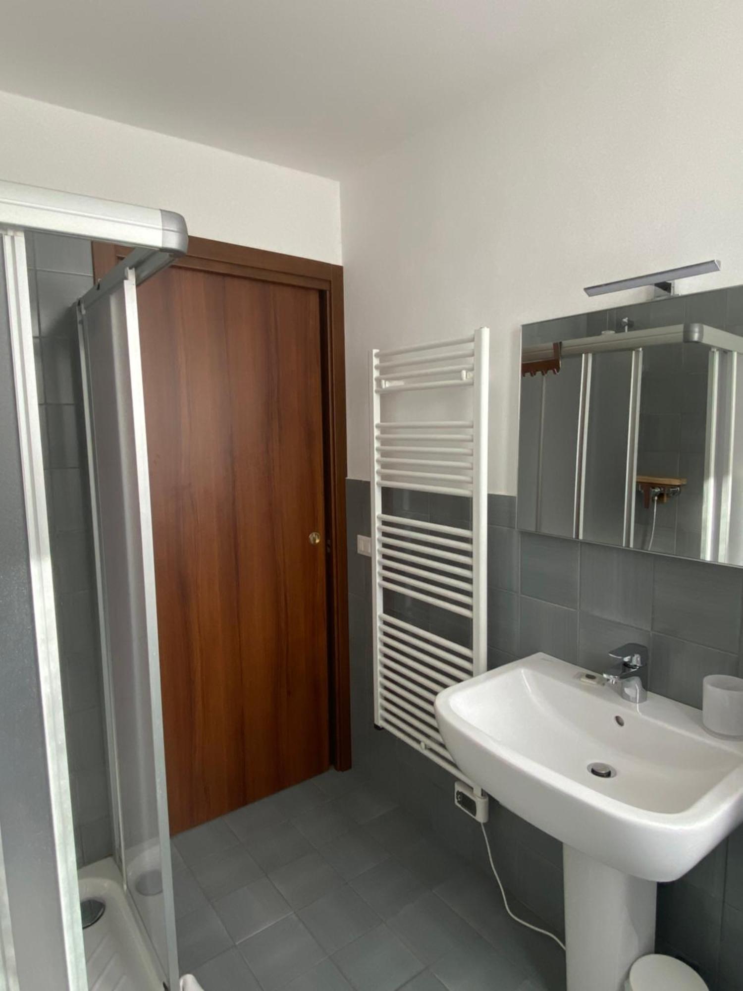 Apartament Residenza Cipressi E Olivi Werona Zewnętrze zdjęcie